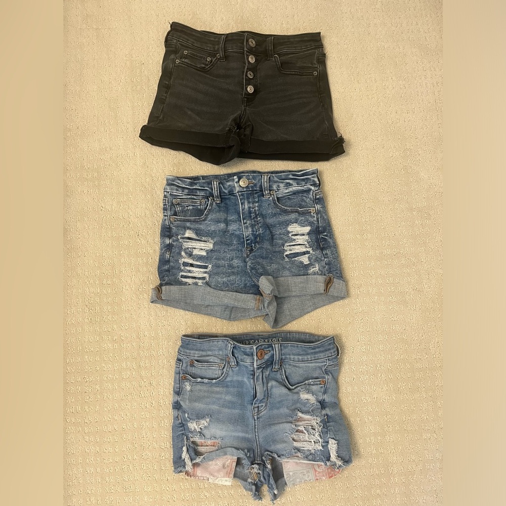 American Eagle Size 4 Denim Jean Shorts